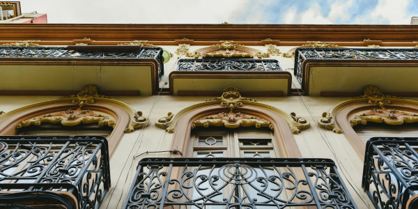 Rehabilitación y Restauración de Fachadas Bonastre · Restauración de Fachadas Emblemáticas