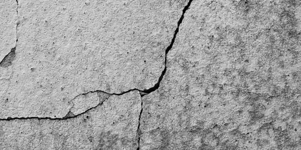 Trabajos Verticales en Fachadas de Edificios / Viviendas Banyeres del Penedès · Reparación, Sellado de Grietas y Desperfectos